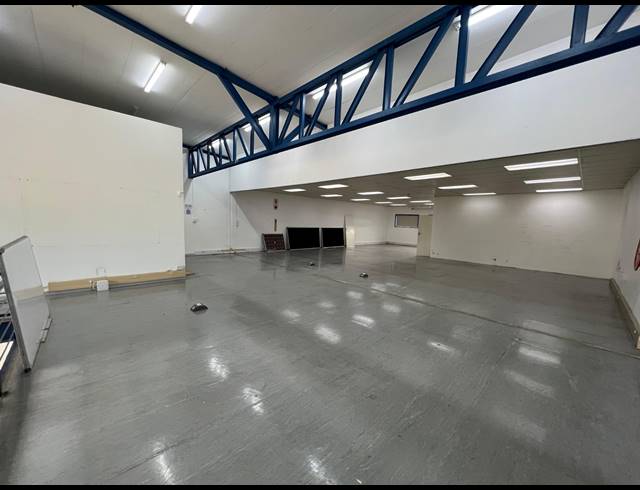 449M² WAREHOUSE TO LET IN STRIJDOMPARK